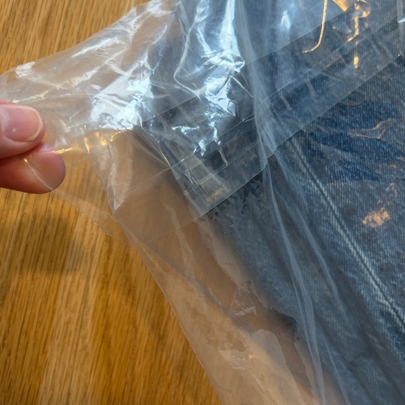 Levi's Ribcage Straight Blue Jeans - Picture 12 of 12